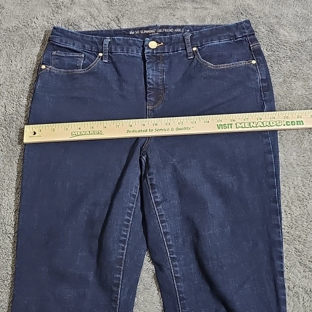 Chico's So Slimming Girlfriend Ankle Dark Wash Jean Size 1.5 Medium US Size 10 - Picture 3 of 9